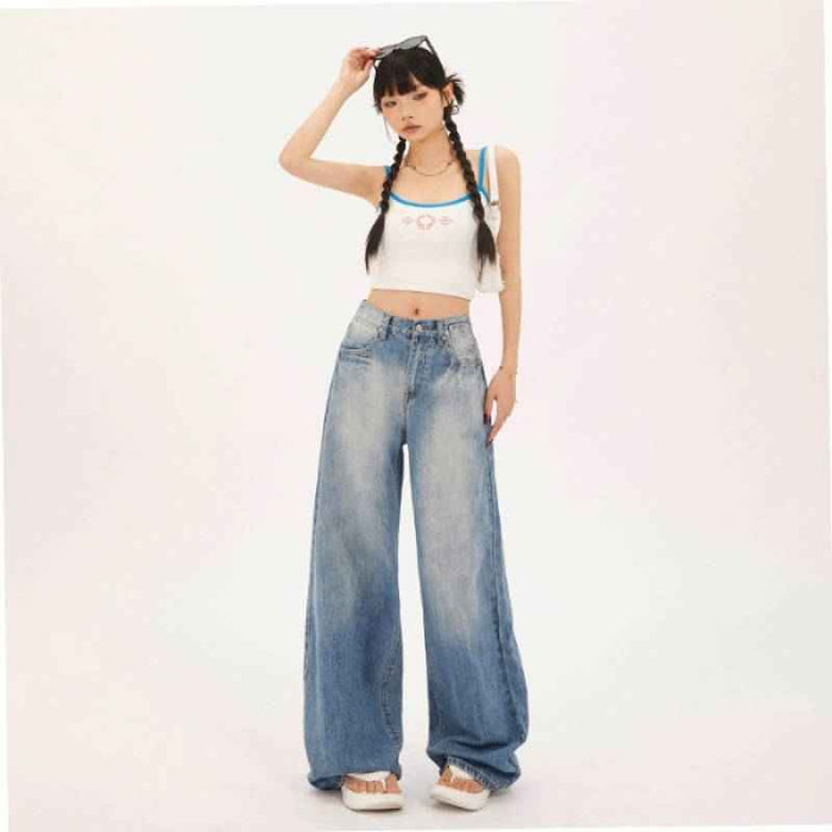 Fashionable Straight Jeans for Women - All-Match Style for Every Occasion