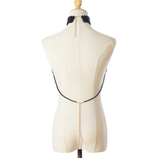 New Fashion Pearl Rose Pattern Chest Necklace.