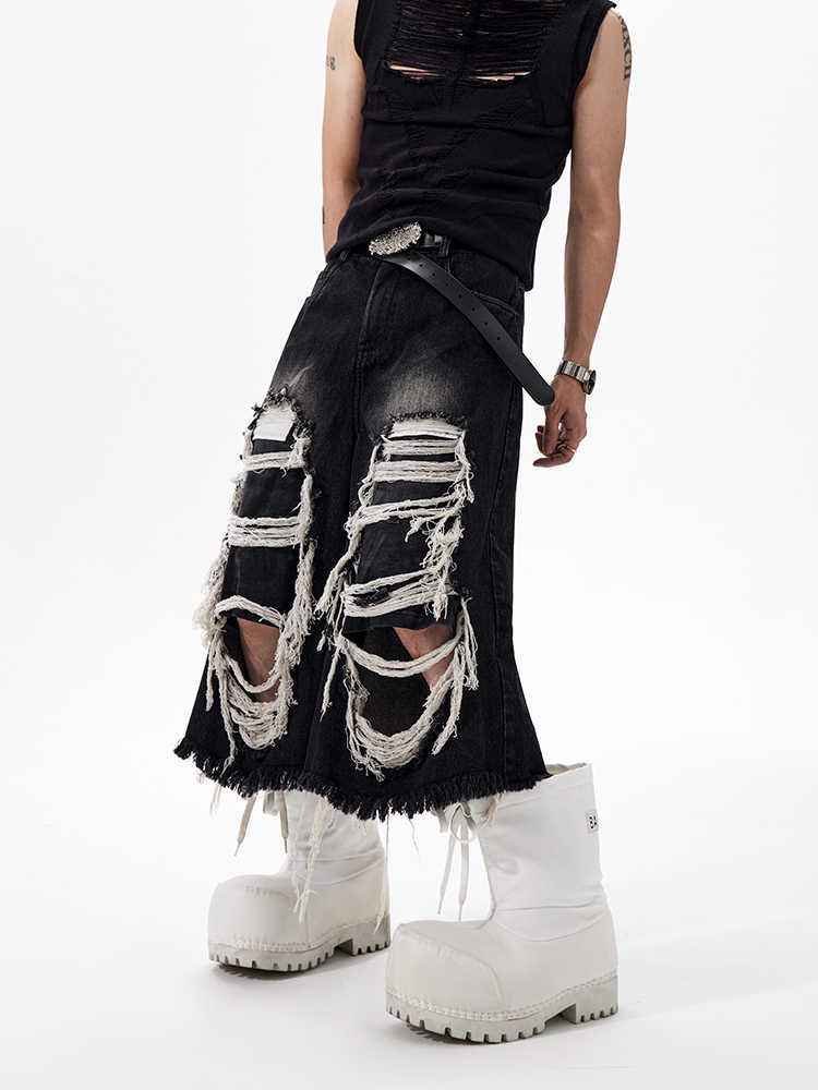 Cropped Ripped Patch Pants for a Trendy Look