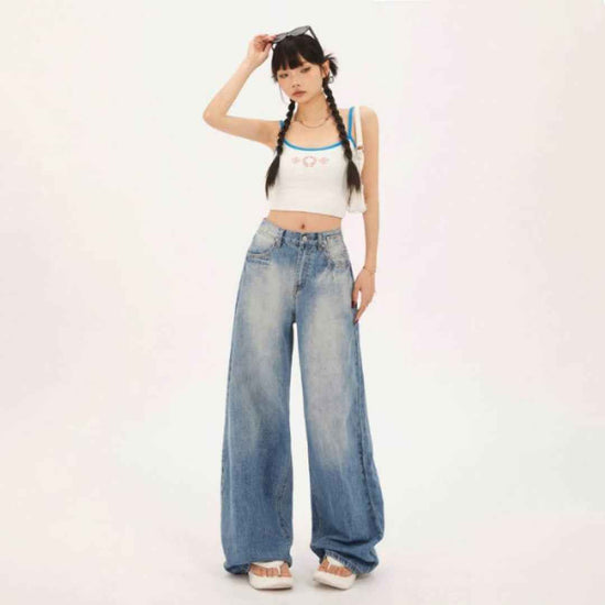 Fashionable Straight Jeans for Women - All-Match Style for Every Occasion