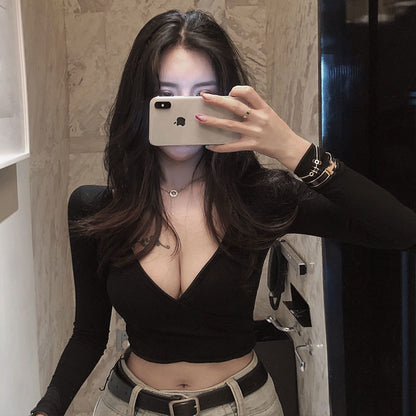 Back-exposed Long-sleeved T-shirt for Women - Autumn Skinny V-neck Cropped Top - Florence Luxe