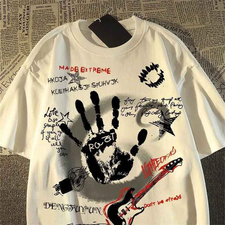 Graffiti Letter Print Short-sleeve T-shirt for Men and Women - Trendy Alternative to Men&