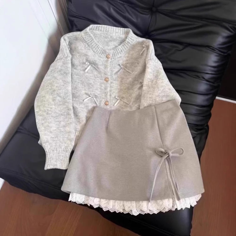 Gray Knitted Sweater for Women - Stylish Autumn and Winter Wear - Florence Luxe