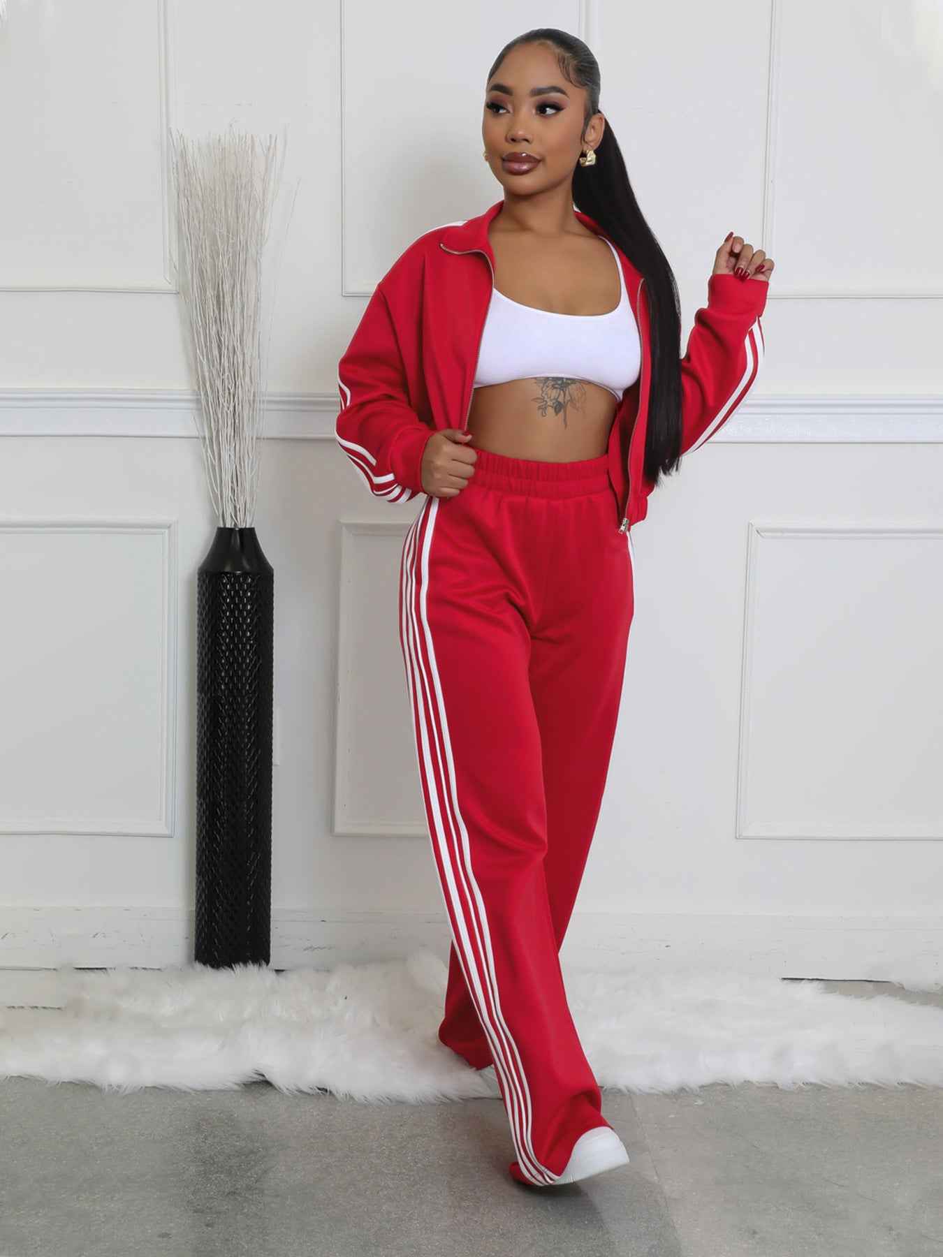 Striped Thickening Sweater Suit for Leisure and Commute