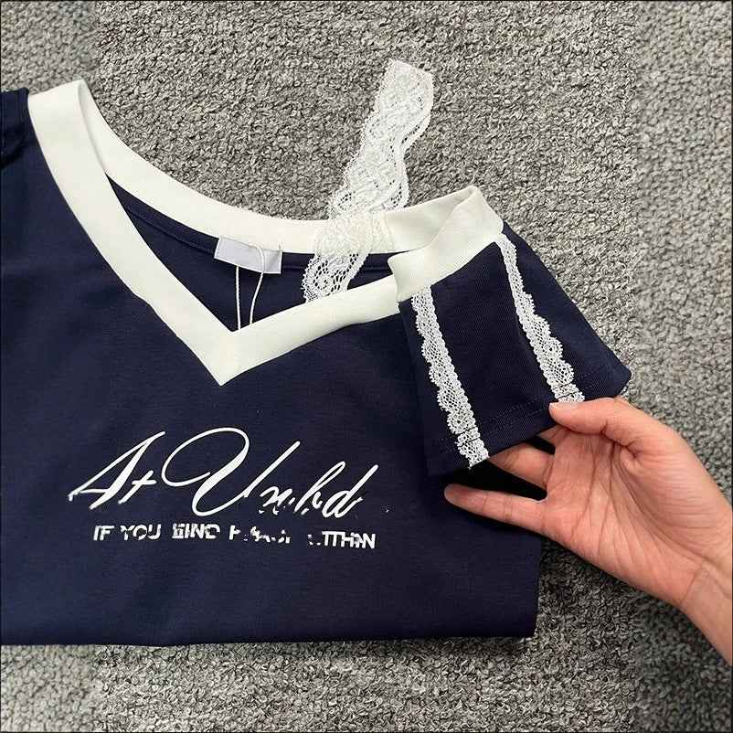 American Hot Girl V-neck T-shirt for Women - Summer Short-sleeved Style