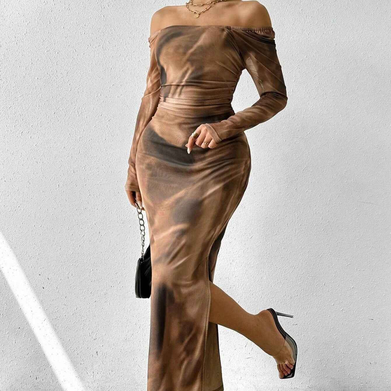 Printed Pleated Sexy Dress with Tight Fit and Split Square Collar