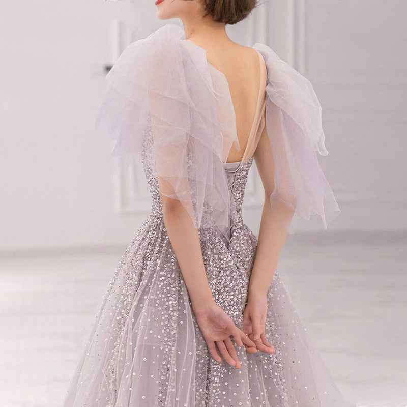 Fly-Sleeve Grey Light Luxury Banquet Dress for Socialites and Elegant Events