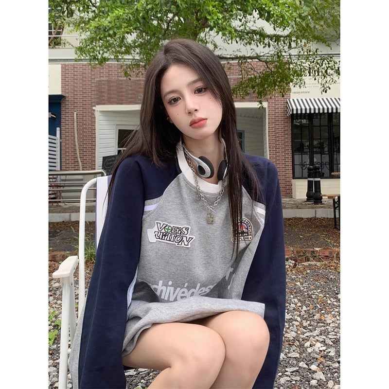 Patchwork Color Sweater with Three Bars Round Neck Design