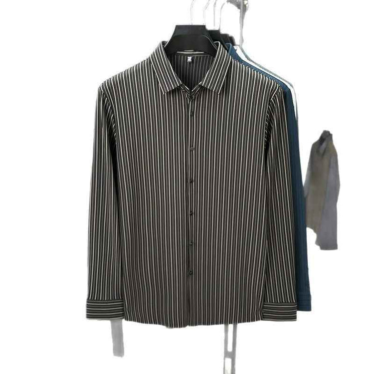 Spring And Autumn New Vertical Striped Shirt Men