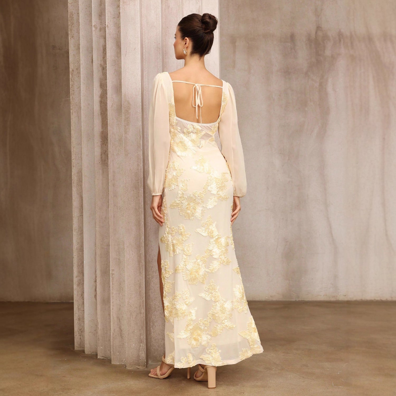 Flower Embroidered Banquet Dress with Square Collar and Slit for Elegant Occasions - Florence Luxe