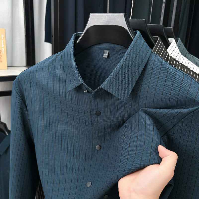 Spring And Autumn New Vertical Striped Shirt Men