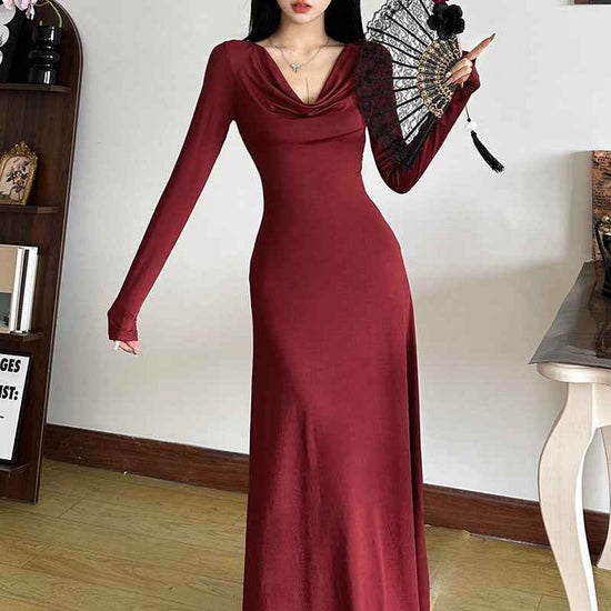 Elegant Slim-Fit Dress for a High-End Look