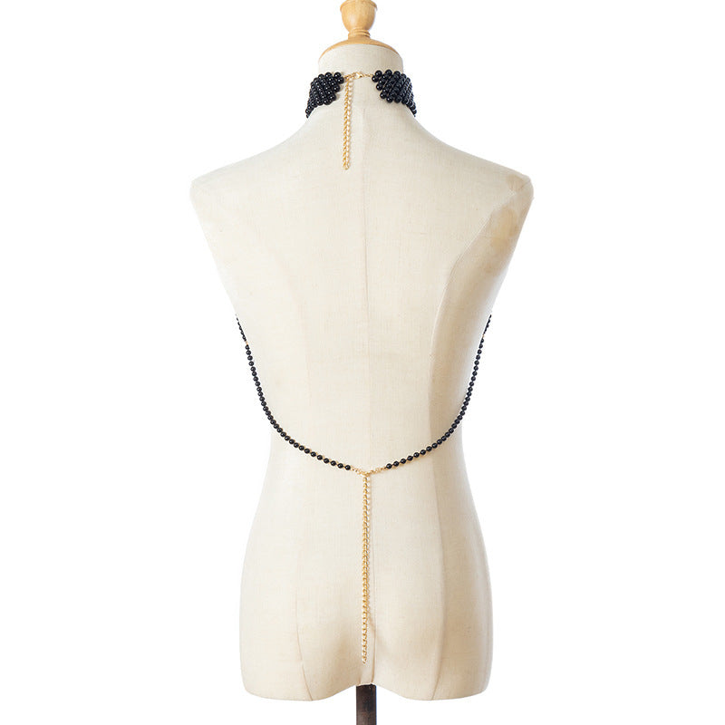 New Fashion Pearl Rose Pattern Chest Necklace.