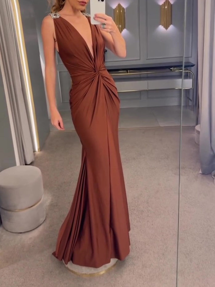 Elegant Deep V-Neck Evening Dress for Timeless Sophistication - Florence Luxe