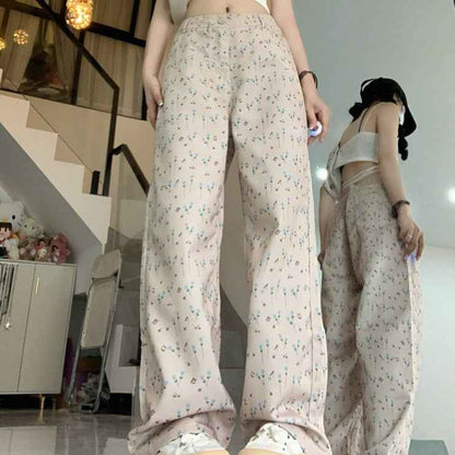Fashion American Hong Kong Floral Jeans for Women - Stylish Wide Leg Design for Comfort and Versatility